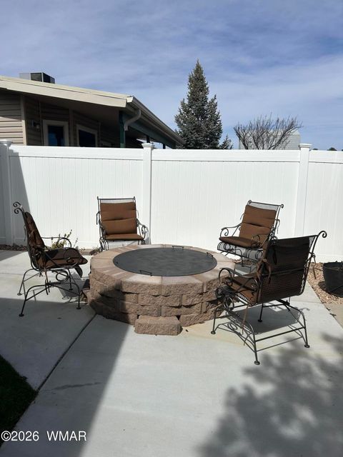 Tiny photo for 933 S Fox Hunt, Show Low, AZ 85901 (MLS # 259687)