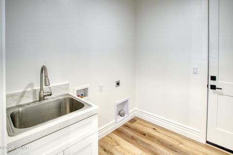 Tiny photo for 1022 School House Lane, Show Low, AZ 85901 (MLS # 258870)