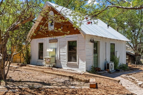 Tiny photo for 450 W Central Avenue, Eagar, AZ 85925 (MLS # 262088)
