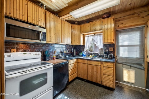 Tiny photo for 2861 Angel Trail, Overgaard, AZ 85933 (MLS # 262027)