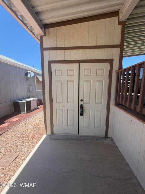 Tiny photo for 1937 Lynx Drive #Lot 24, Show Low, AZ 85901 (MLS # 261137)