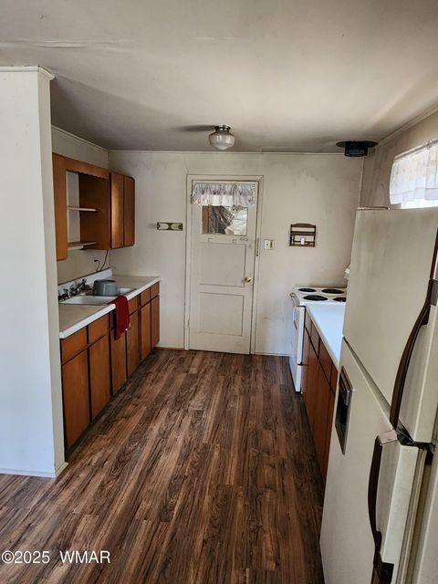 Tiny photo for 2842 Gold Dust Trail, Show Low, AZ 85901 (MLS # 258660)