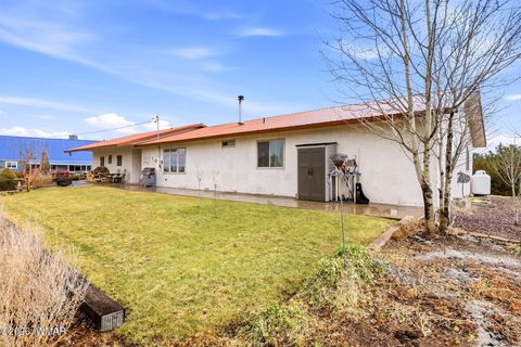 Tiny photo for 334 W 10th Street, Eagar, AZ 85925 (MLS # 259560)