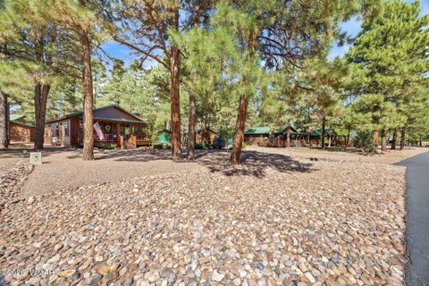 Tiny photo for 2701 Palomino Trail, Overgaard, AZ 85933 (MLS # 262986)