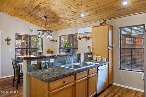 Tiny photo for 2701 Palomino Trail, Overgaard, AZ 85933 (MLS # 262986)