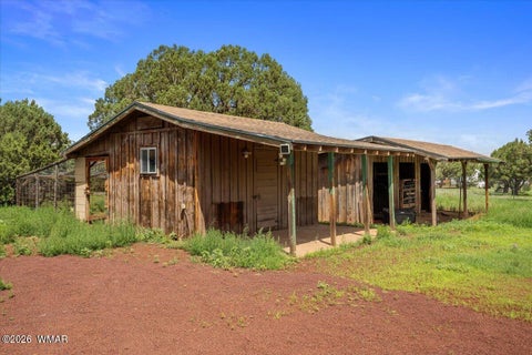 Tiny photo for 6 County Road 3166, Vernon, AZ 85940 (MLS # 262821)