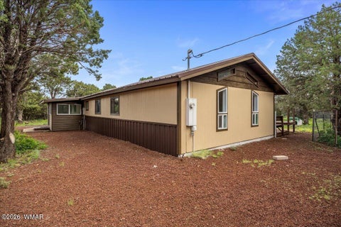 Tiny photo for 6 County Road 3166, Vernon, AZ 85940 (MLS # 262821)