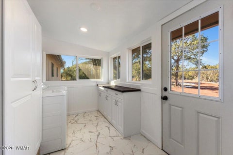 Tiny photo for 6 County Road 3166, Vernon, AZ 85940 (MLS # 262821)