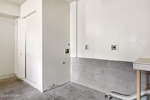 Tiny photo for 1621 N 39Th Drive, Show Low, AZ 85901 (MLS # 260130)