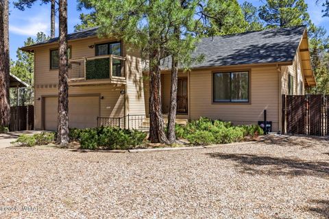 Photo of 1621 N 39Th Drive, Show Low, AZ 85901 (MLS # 260130)