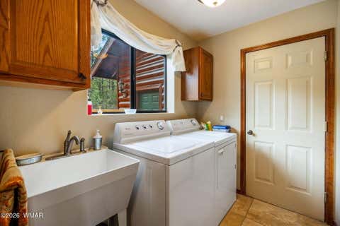 Tiny photo for 2313 Elk Pointe Lane, Overgaard, AZ 85933 (MLS # 262509)