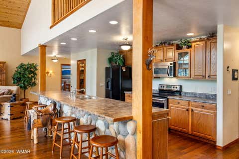 Tiny photo for 2313 Elk Pointe Lane, Overgaard, AZ 85933 (MLS # 262509)