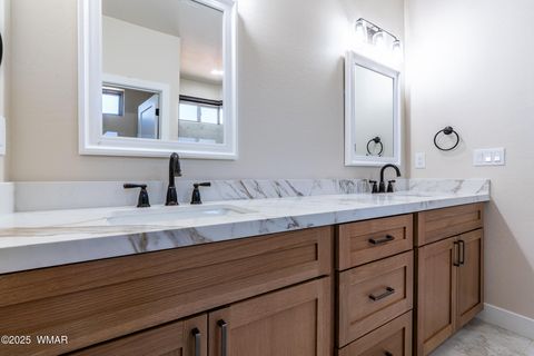 Tiny photo for 840 E Blue Jay Ln, Show Low, AZ 85901 (MLS # 256601)