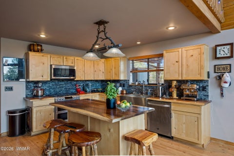 Tiny photo for 2228 Eagle Lane, Overgaard, AZ 85933 (MLS # 261793)