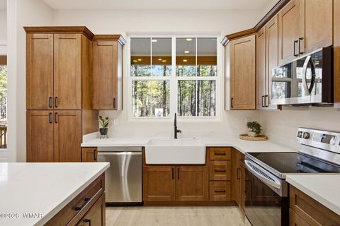 Tiny photo for 903 Birdsong Way Way, Lakeside, AZ 85929 (MLS # 259260)