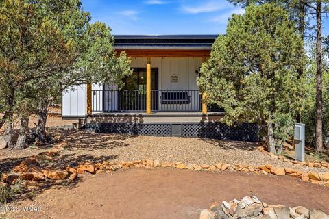 Photo of 2787 Paradise Pines Road, Overgaard, AZ 85933 (MLS # 260179)