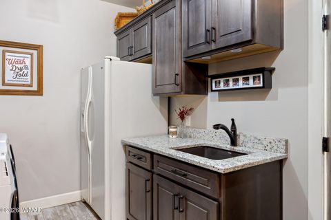 Tiny photo for 2101 S Trillium Lane, Show Low, AZ 85901 (MLS # 261132)