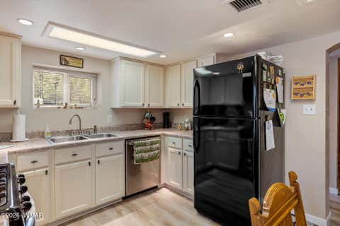 Tiny photo for 6139 White Pine Drive, Lakeside, AZ 85929 (MLS # 261821)