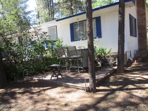 Photo of 2896 Verde Road, Overgaard, AZ 85933 (MLS # 258001)