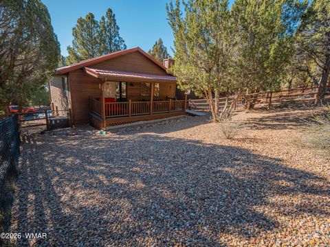 Photo of 4840 W Cottage Loop, Show Low, AZ 85901 (MLS # 259823)