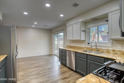 Tiny photo for 1100 N 33Rd Drive, Show Low, AZ 85901 (MLS # 259301)