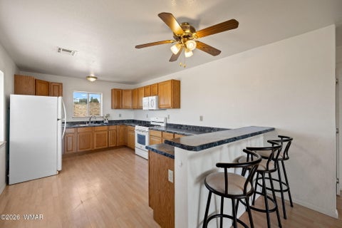 Tiny photo for 1710 Gregg Drive, Holbrook, AZ 86025 (MLS # 263650)