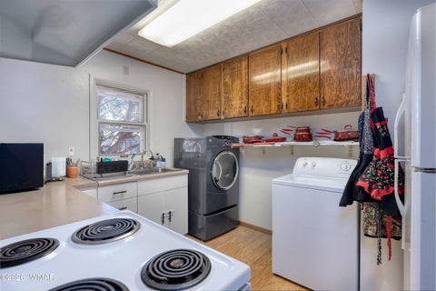 Tiny photo for 8321 Ridge Drive, Show Low, AZ 85901 (MLS # 261232)