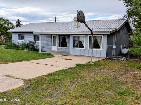 Tiny photo for 134 W 3rd Place, Eagar, AZ 85925 (MLS # 261574)