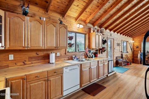 Tiny photo for 2333 Dovetail Trail, Overgaard, AZ 85933 (MLS # 262295)