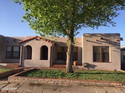 Tiny photo for 411 W Arizona Street, Holbrook, AZ 86025 (MLS # 263183)