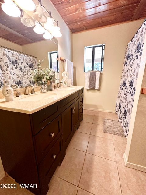 Tiny photo for 1080 W Apache Lane, Lakeside, AZ 85929 (MLS # 258357)