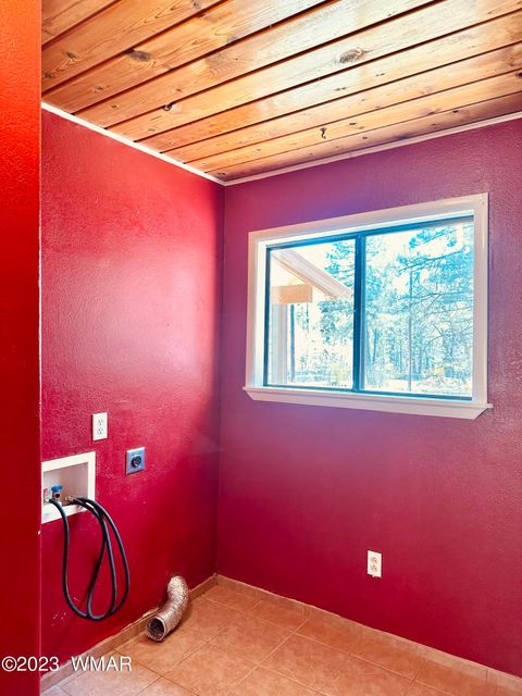 Tiny photo for 1080 W Apache Lane, Lakeside, AZ 85929 (MLS # 258357)