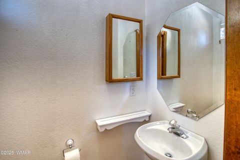 Tiny photo for 1620 N 36th Circle, Show Low, AZ 85901 (MLS # 258260)