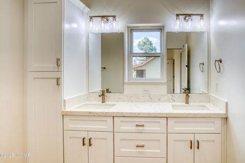 Tiny photo for 1028 School House Lane, Show Low, AZ 85901 (MLS # 256884)