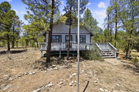 Photo of 2142 Rim View Trail, Overgaard, AZ 85933 (MLS # 262073)