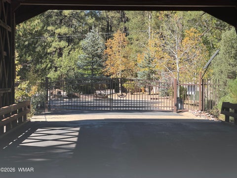 Tiny photo for 18 Walnut Creek Trail, Lakeside, AZ 85929 (MLS # 263510)