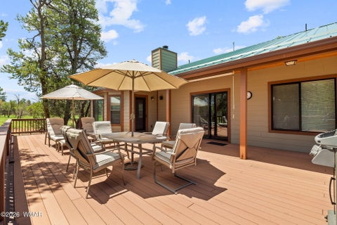 Tiny photo for 2242 Grizzly Drive, Overgaard, AZ 85933 (MLS # 262486)