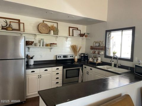 Tiny photo for 6292 Apache Trail, Show Low, AZ 85901 (MLS # 259323)