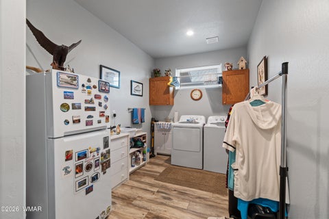 Tiny photo for 8244 Windward Drive, Show Low, AZ 85901 (MLS # 261921)