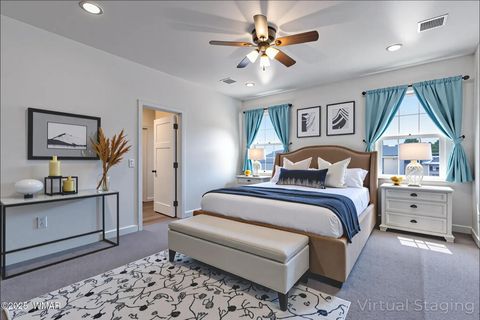 Tiny photo for 411 S Hillcrest Drive, Snowflake, AZ 85937 (MLS # 257574)