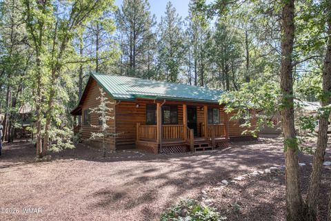 Photo of 4794 Branding Iron Loop, Pinetop, AZ 85935 (MLS # 261718)