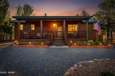 Photo of 2654 Palomino Trail, Overgaard, AZ 85933 (MLS # 258230)