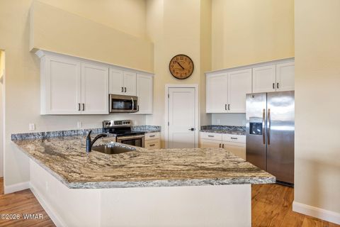 Tiny photo for 1091 School House Ln, Show Low, AZ 85901 (MLS # 260726)