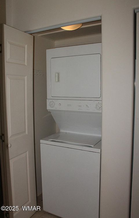 Tiny photo for 4256 Silver Fox Way, Show Low, AZ 85901 (MLS # 258294)