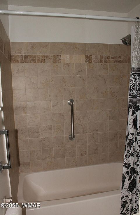Tiny photo for 4256 Silver Fox Way, Show Low, AZ 85901 (MLS # 258294)