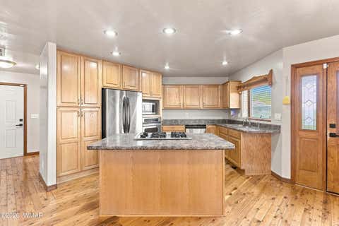 Tiny photo for 800 S Arena Estates Drive, Taylor, AZ 85939 (MLS # 262672)