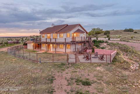 Photo of 800 S Arena Estates Drive, Taylor, AZ 85939 (MLS # 262672)