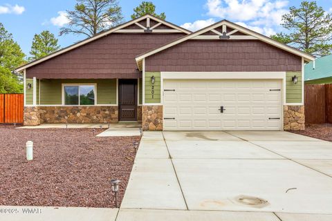 Photo of 201 N Canyon Loop, Show Low, AZ 85901 (MLS # 258327)