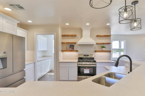 Tiny photo for 1411 Westover Avenue, Holbrook, AZ 86025 (MLS # 262728)