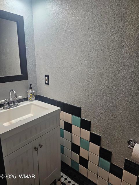 Tiny photo for 1534 Cardinal Lane, Pinedale, AZ 85934 (MLS # 257941)